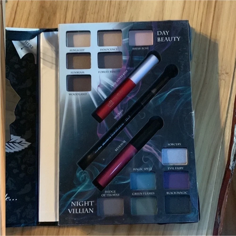 ELF Disney Good vs. Evil Let the Drama Begin beauty book / makeup set New
